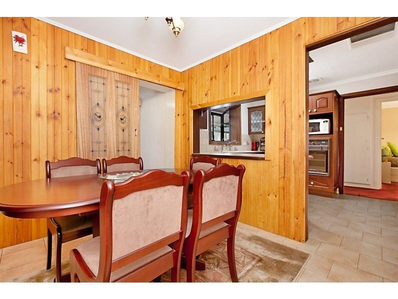 8 Torrens Place, Salisbury SA 5108