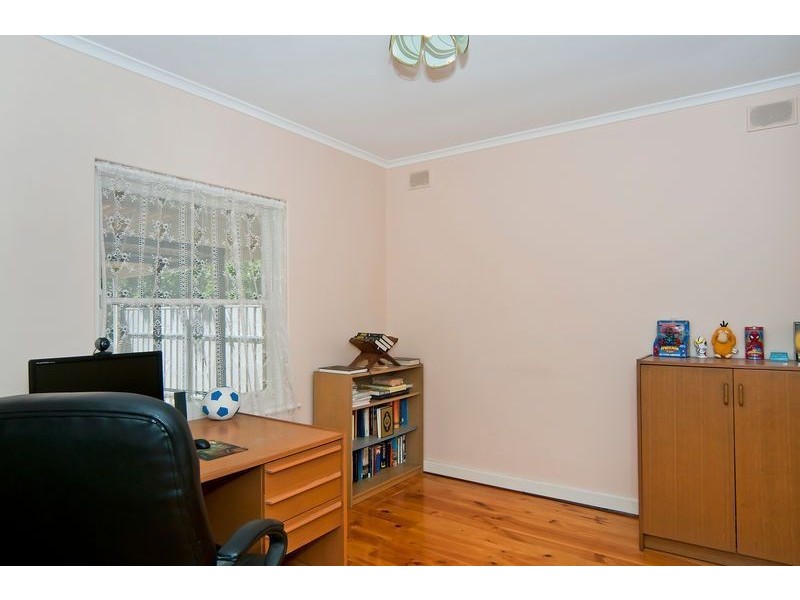 15 Universal Road, Salisbury Downs SA 5108