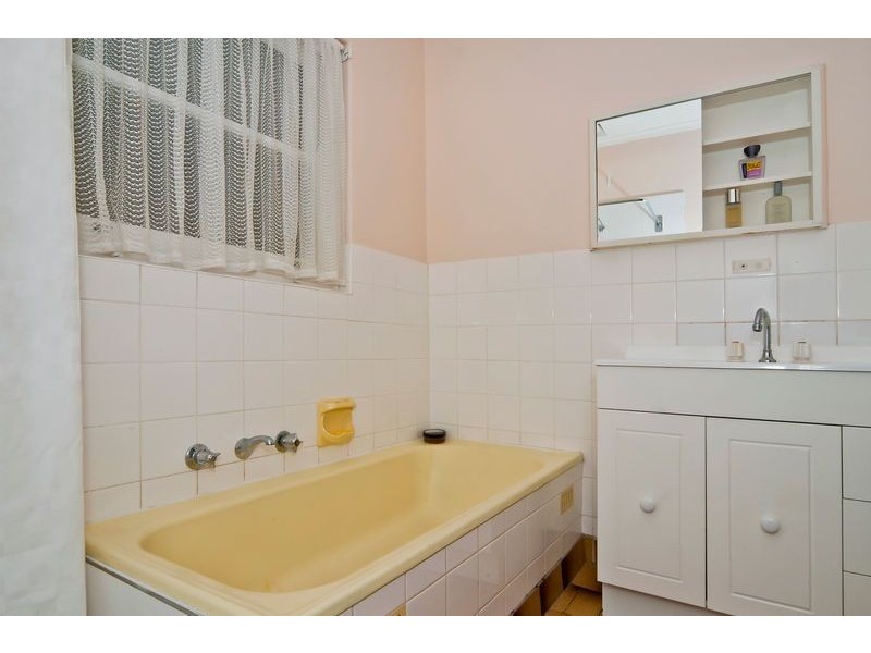 15 Universal Road, Salisbury Downs SA 5108