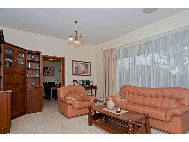 19 Nunyah Drive, Banksia Park SA 5091