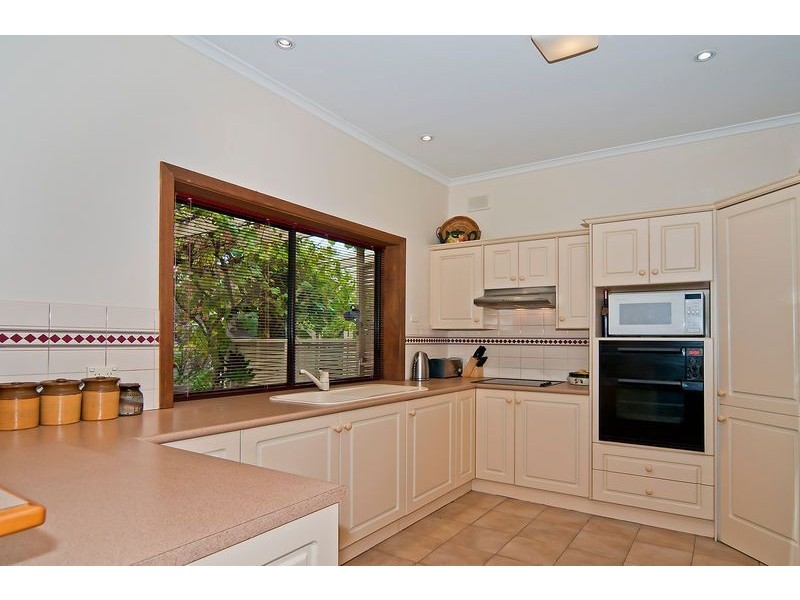 19 Nunyah Drive, Banksia Park SA 5091