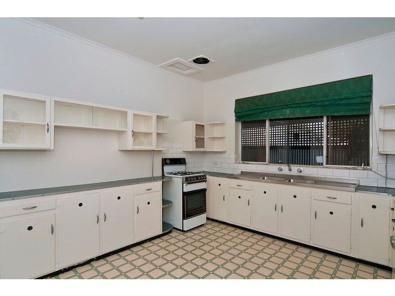 1 Ayredale Avenue, Clearview SA 5085