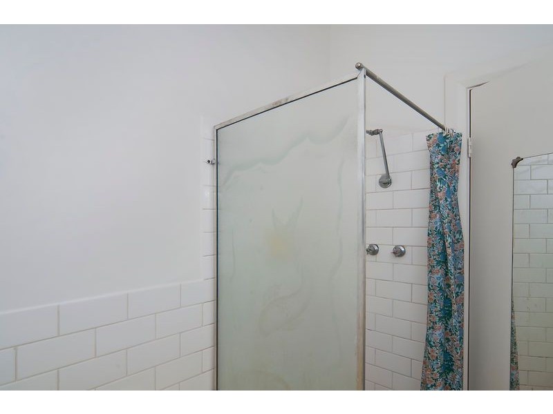 1 Ayredale Avenue, Clearview SA 5085