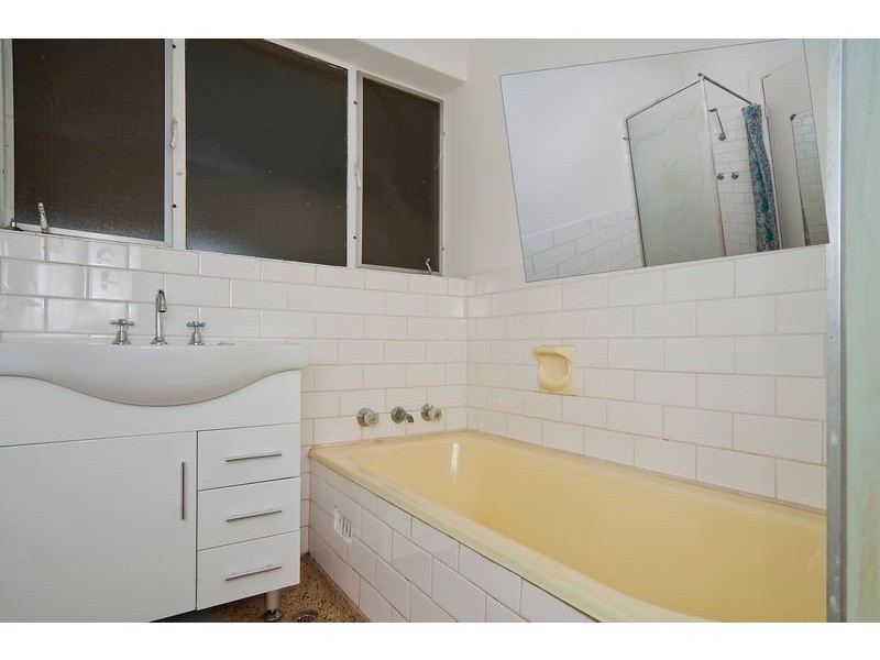 1 Ayredale Avenue, Clearview SA 5085