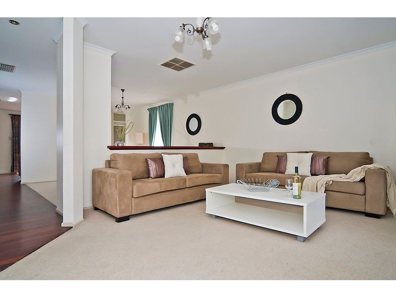 10 Sir Joseph Bank Crescent, Golden Grove SA 5125