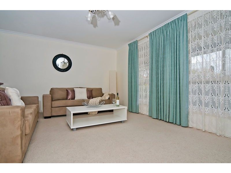 10 Sir Joseph Bank Crescent, Golden Grove SA 5125