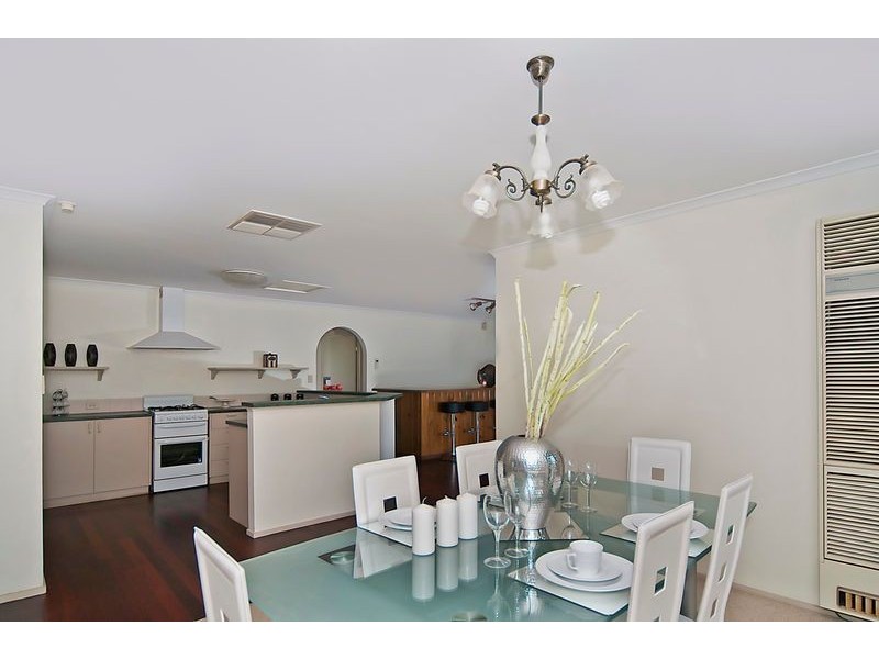 10 Sir Joseph Bank Crescent, Golden Grove SA 5125