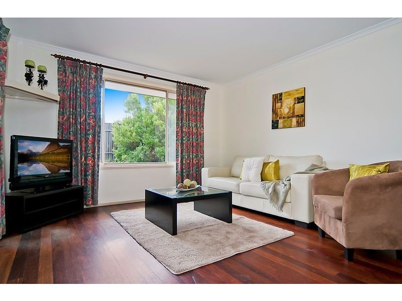 10 Sir Joseph Bank Crescent, Golden Grove SA 5125