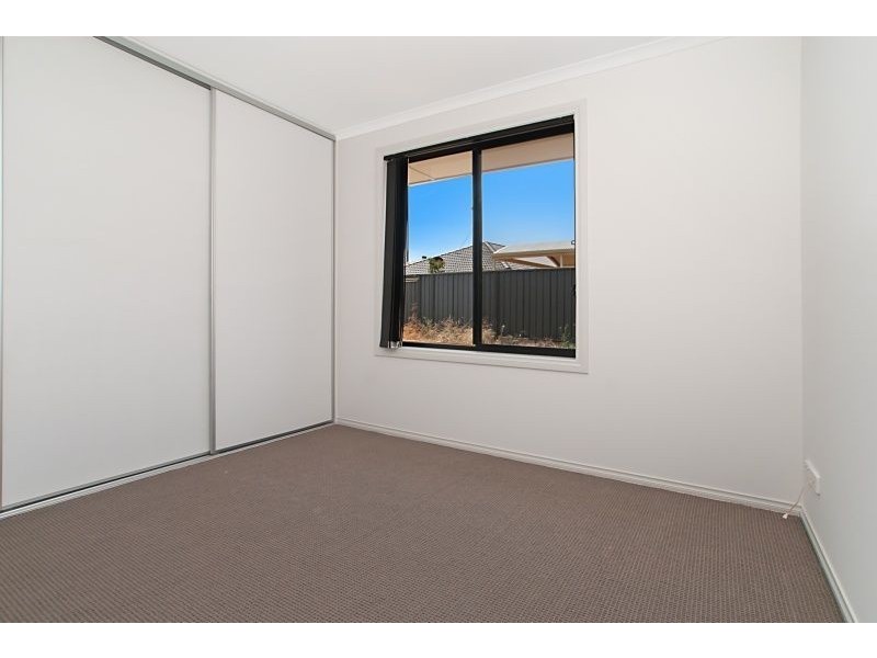 6 Ontario Crescent, Andrews Farm SA 5114