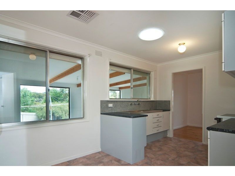 99 Seaview Road, Yatala Vale SA 5126