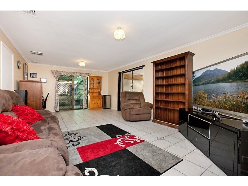 9 Garfield Court, Paralowie SA 5108