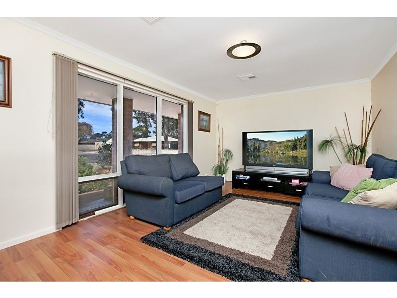 11 Woolaston Road, Salisbury Downs SA 5108