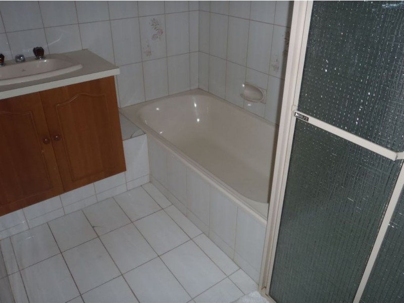 2/2 Burford Crescent, Redwood Park SA 5097