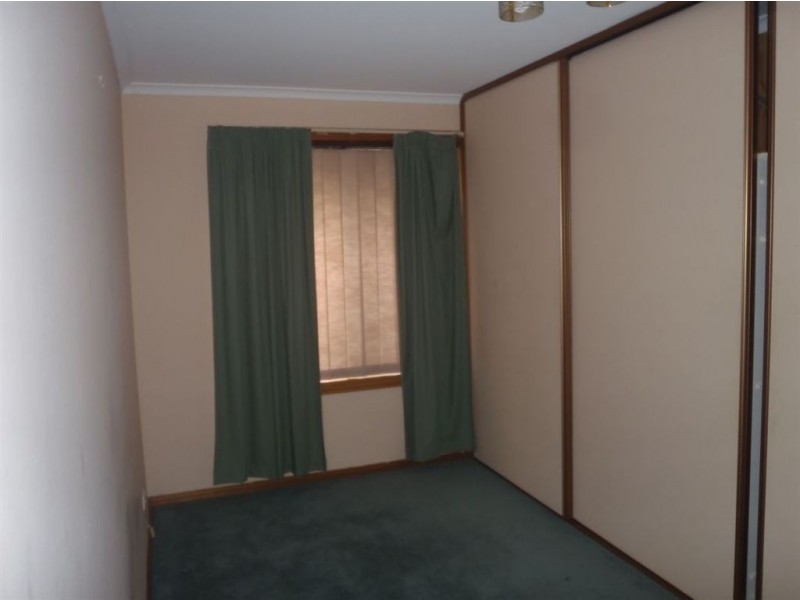 2/2 Burford Crescent, Redwood Park SA 5097