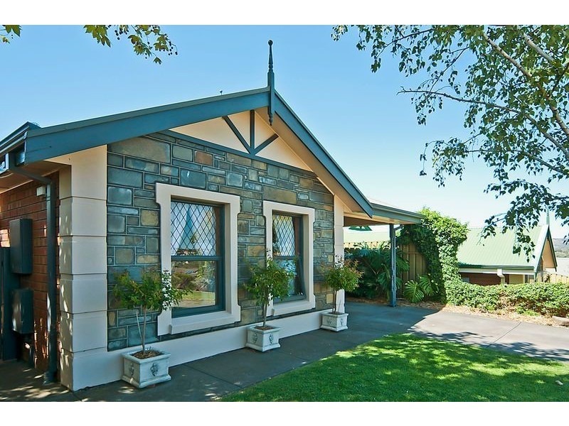 22 Gleneagles Circuit, Greenwith SA 5125