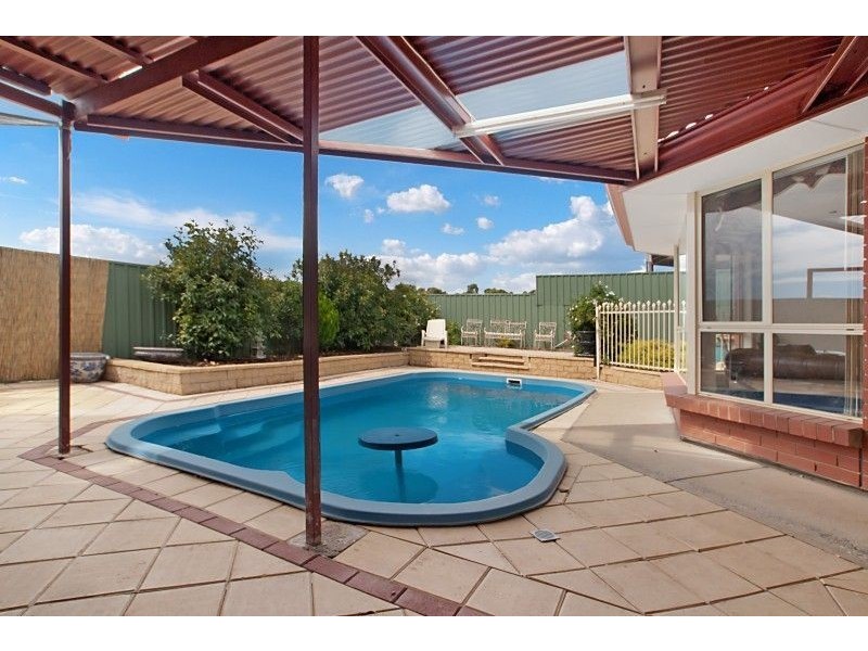 1 Landseer Place, Hillbank SA 5112
