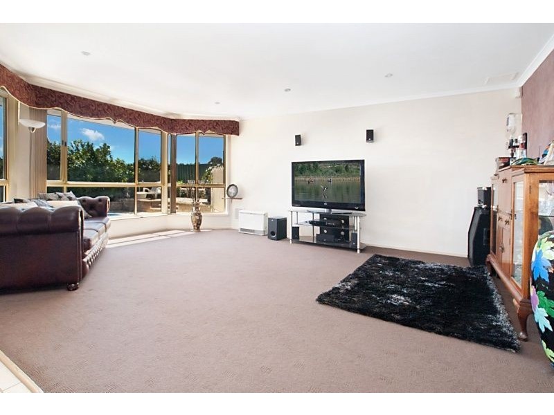 1 Landseer Place, Hillbank SA 5112