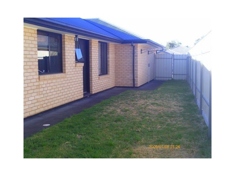 10/4 Baudin Avenue, Fairview Park SA 5126