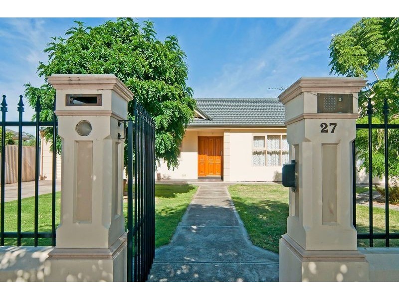 27 Wear Avenue, Marden SA 5070