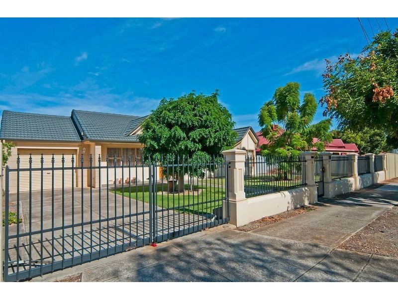27 Wear Avenue, Marden SA 5070