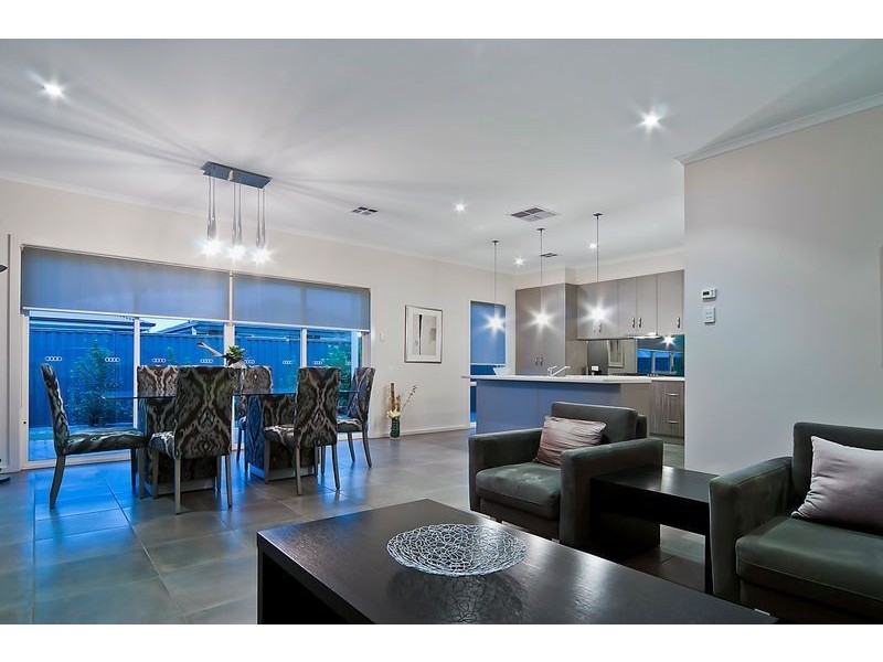 19 Jindabyne Street, Andrews Farm SA 5114