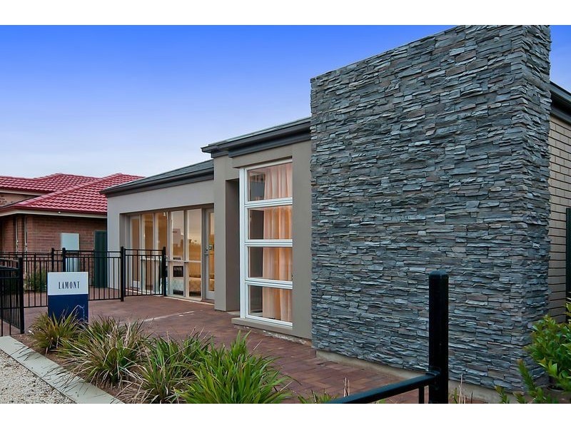 17 Jindabyne Street, Andrews Farm SA 5114