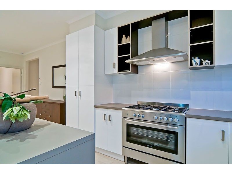 17 Jindabyne Street, Andrews Farm SA 5114