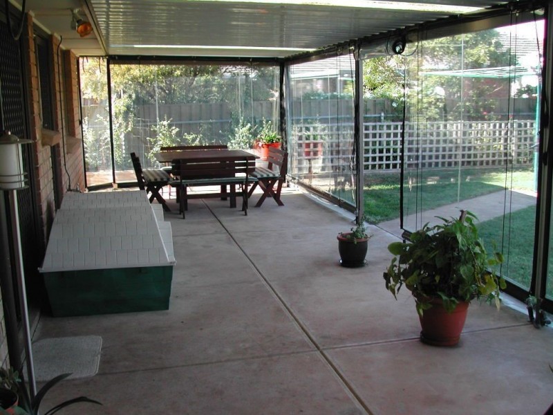 8 Casanor Crescent, Paralowie SA 5108