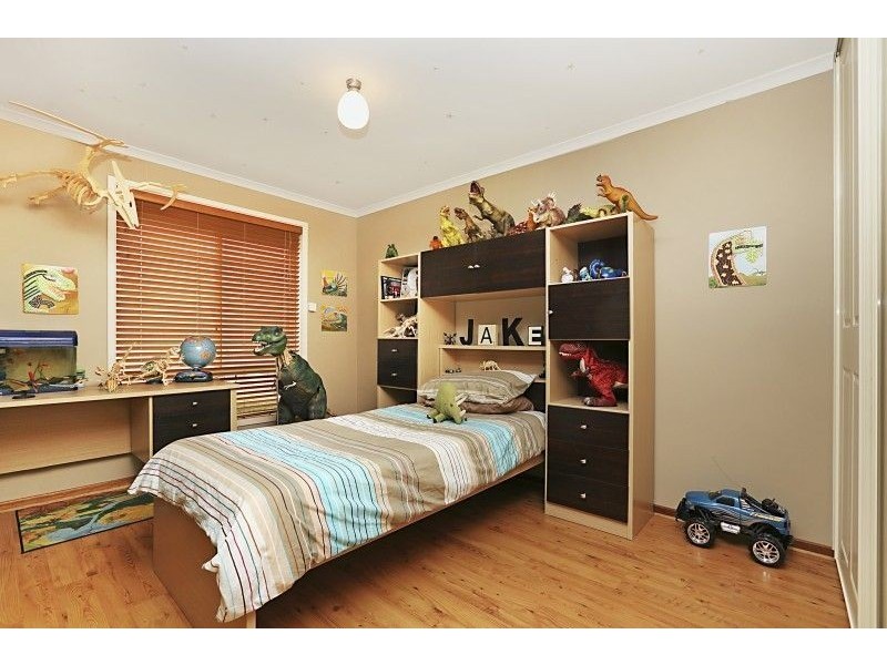 16 Landseer Place, Hillbank SA 5112