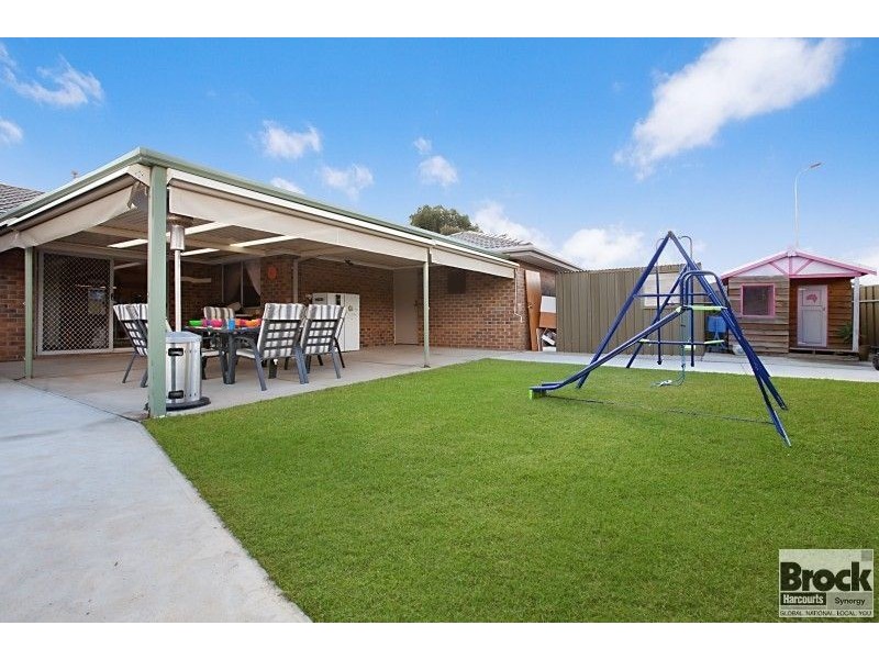 2 Casanor Crescent, Paralowie SA 5108