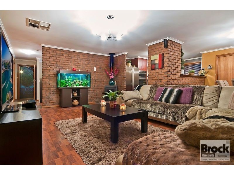 17 Lord Hobart Court, Surrey Downs SA 5126