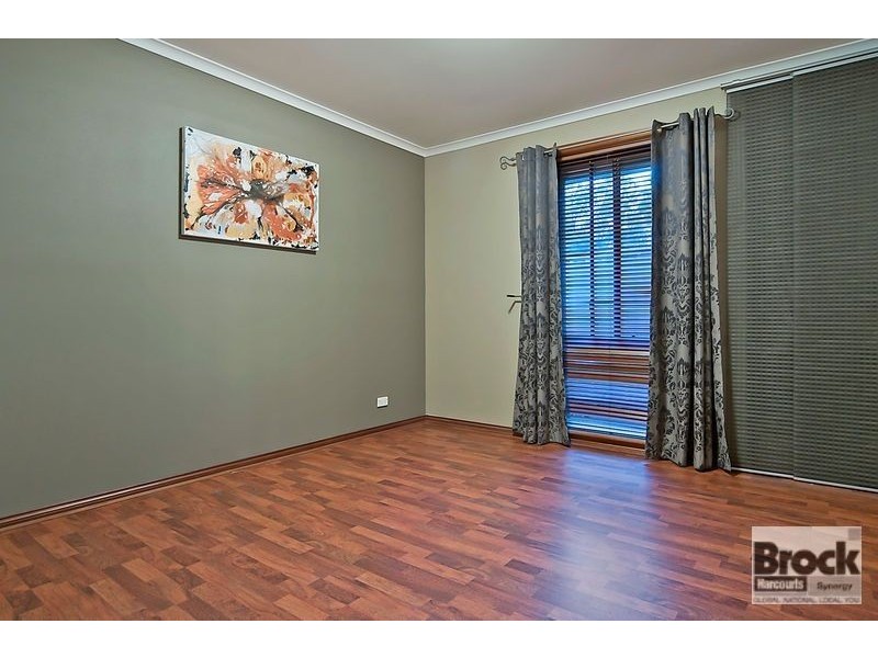17 Lord Hobart Court, Surrey Downs SA 5126