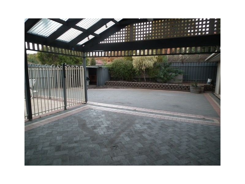 22 St Albans Drive, Salisbury Heights SA 5109