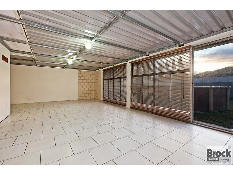 1 Hammond Avenue, Brahma Lodge SA 5109