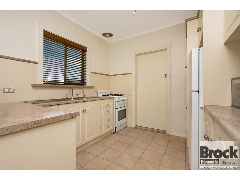 11 Barnes Crescent, Parafield Gardens SA 5107