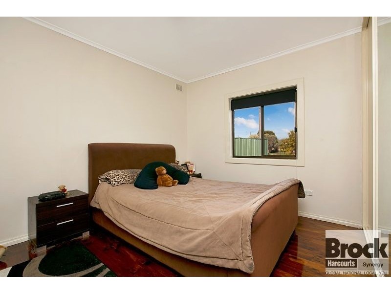 11 Barnes Crescent, Parafield Gardens SA 5107