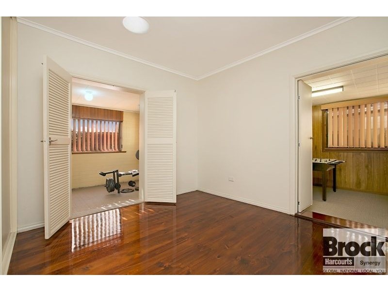 11 Barnes Crescent, Parafield Gardens SA 5107
