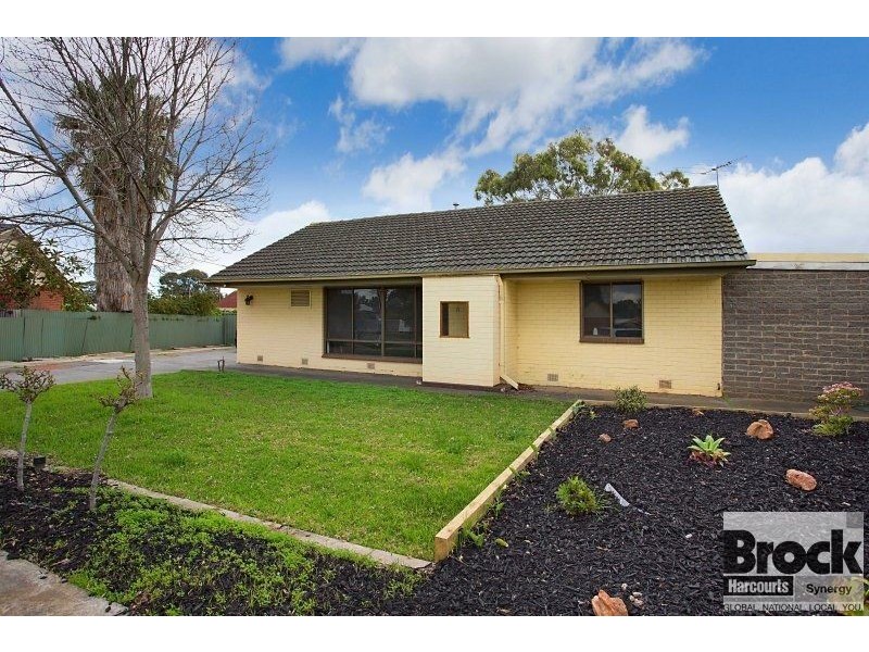 11 Barnes Crescent, Parafield Gardens SA 5107