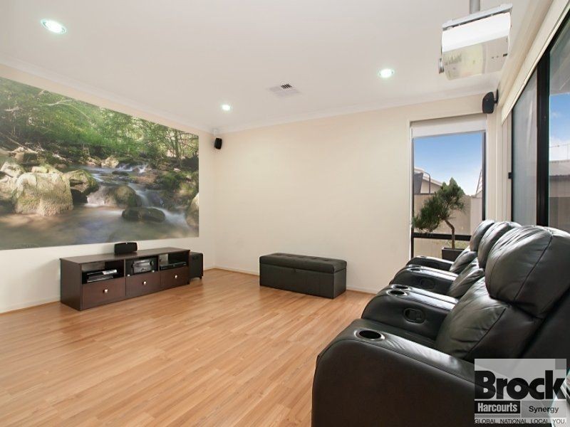 24 Rateki Close, Burton SA 5110