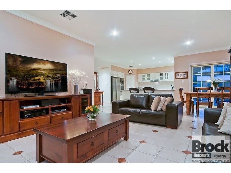 10 Hammersmith Place, Golden Grove SA 5125