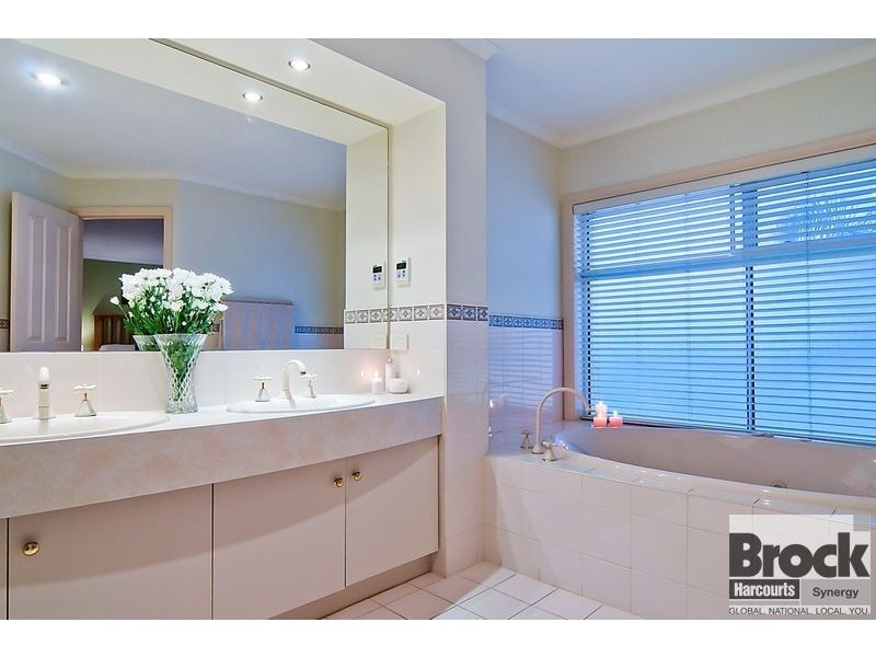 10 Hammersmith Place, Golden Grove SA 5125