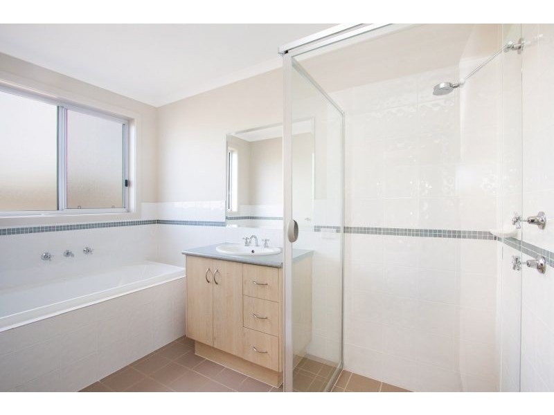 1 Currawong Street, Burton SA 5110