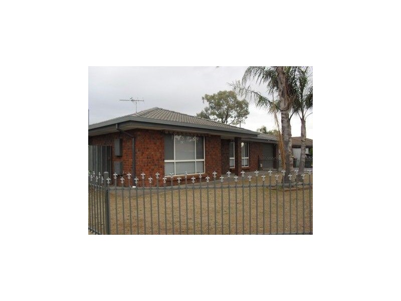 2 Winston Ave, Paralowie SA 5108