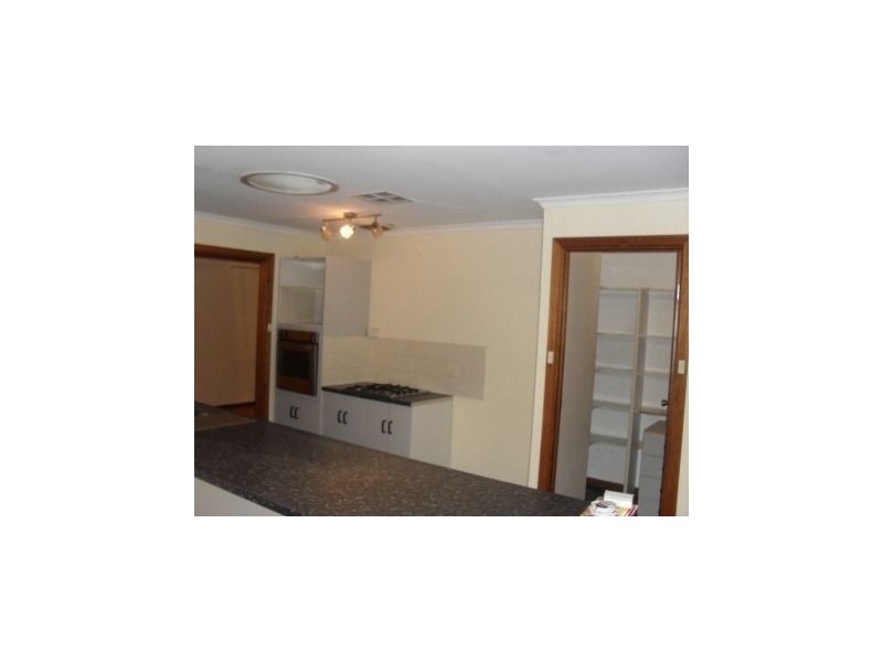 2 Winston Ave, Paralowie SA 5108