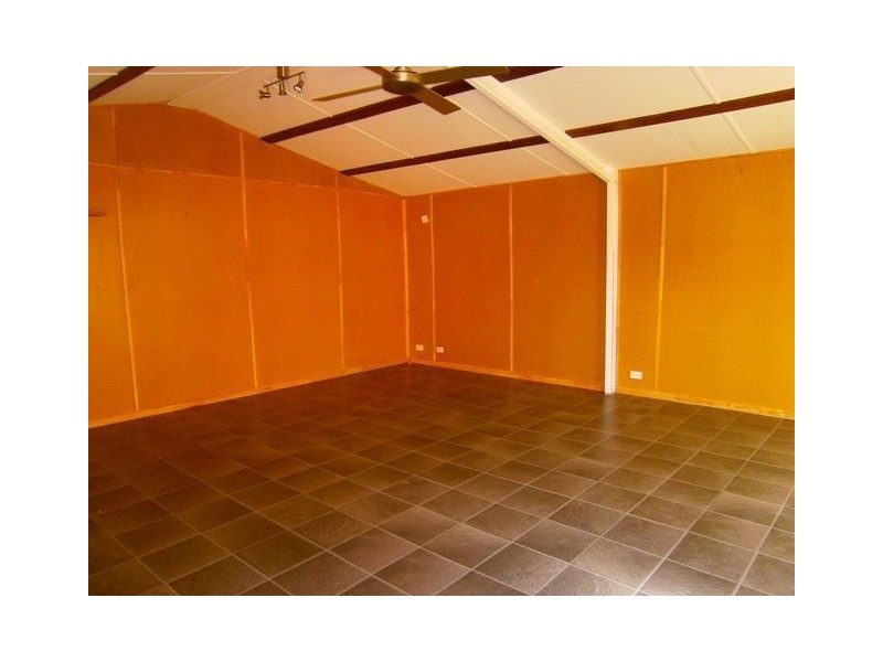 7 Lancelot Grove, Burton SA 5110