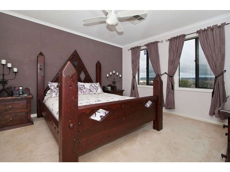 21 Chapel Hill Road, Greenwith SA 5125