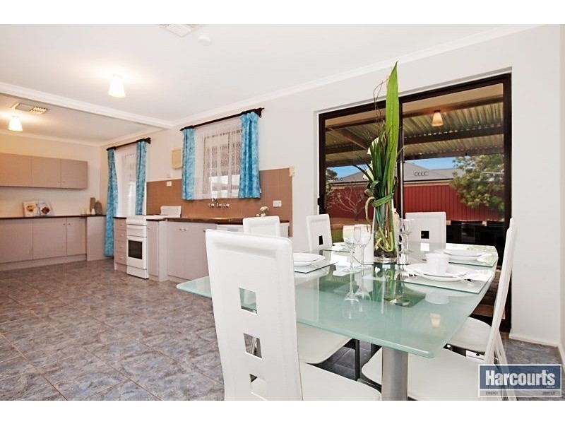 6 Hutchinson Drive, Parafield Gardens SA 5107