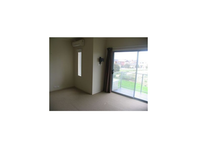 7/135 Sanctuary Drive, Mawson Lakes SA 5095