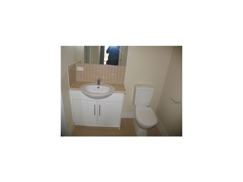 7/135 Sanctuary Drive, Mawson Lakes SA 5095