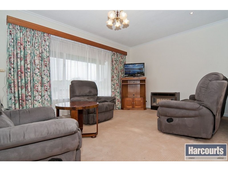 5 Forrest Avenue, Valley View SA 5093